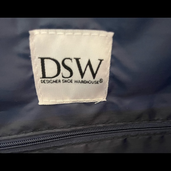 DSW Large Two Tone Blue Tote with Interesting Pockets - Picture 12 of 12